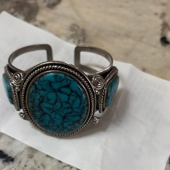 Jewelry - Turquoise and Silver Women's Bracelet